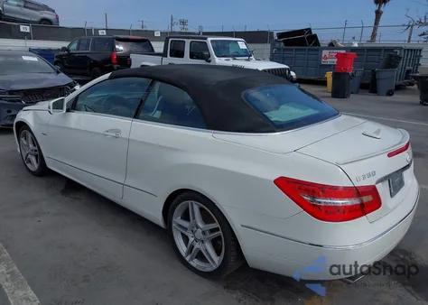 2012 Mercedes-Benz E 350 из США, поврежденный, VIN WDDKK5KF3CF164187